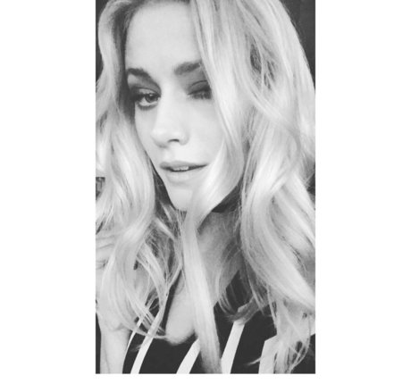 Olivia Taylor Dudley heiße nackt galerien