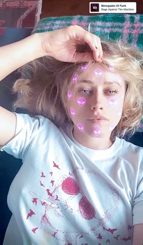 Olivia Taylor Dudley perfekte nackt bild