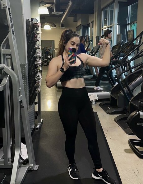 Sloane Wolf nackt xxx galerie