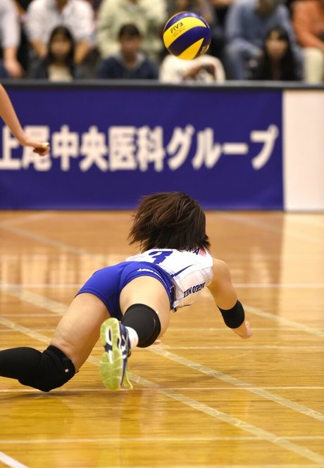 Shiho Yoshimura nackt erwachsene bilder