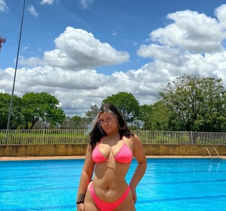 Karol Souza Milk porno hübsche fotos