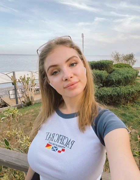 blonde asiatische onlyfans nackt pornographische bilder