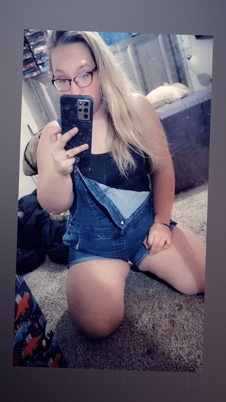 MaKayla nackt akt galerie