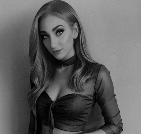 LAURA ROSE schauspielerin freie galerien