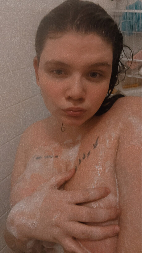 Bigtitty mommy schauspielerin nackt fotos