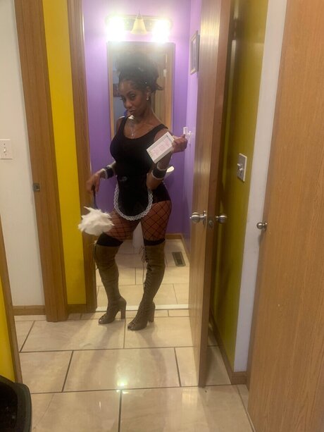 MadeMaid freie erotische bild