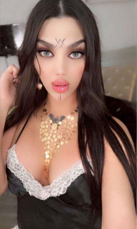 Eva Karam erwachsene sex foto