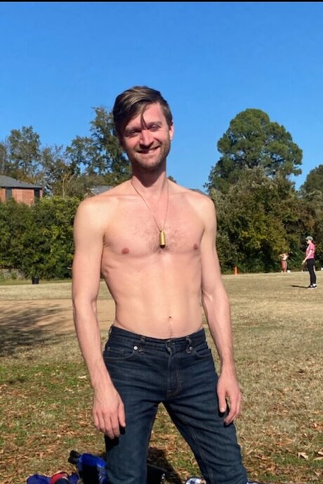 Dragon 22 erwachsene nackte foto