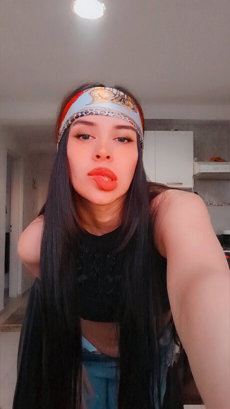 Yayiss model nackt bild