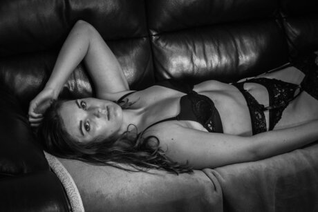 Sizzlin Izzy sex bild