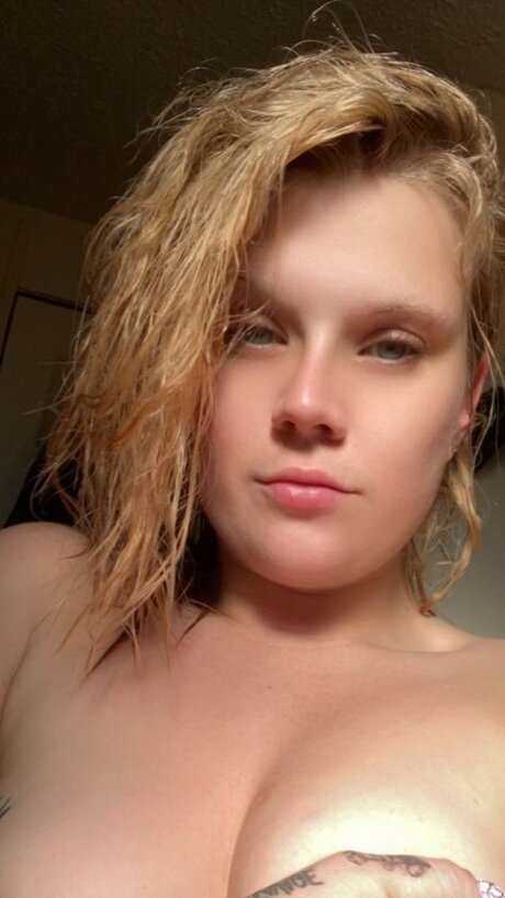 Angel Wise_ nacktheit freie galerie