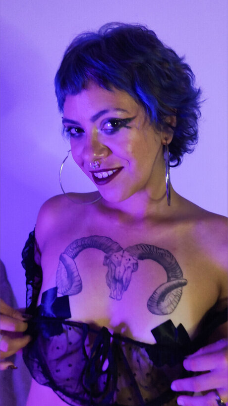 Your Indie Girl_ kunst exklusive bilder