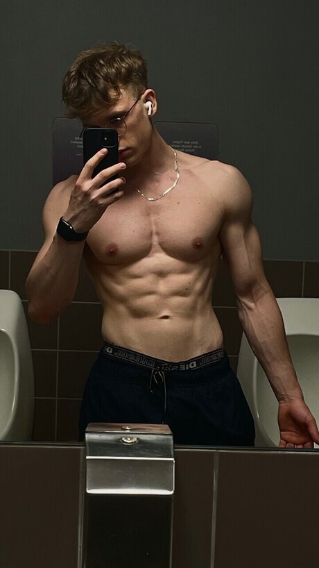 Time to get naked exklusive nackten galerie