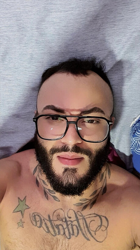 Liam Gaell sexy top fotos