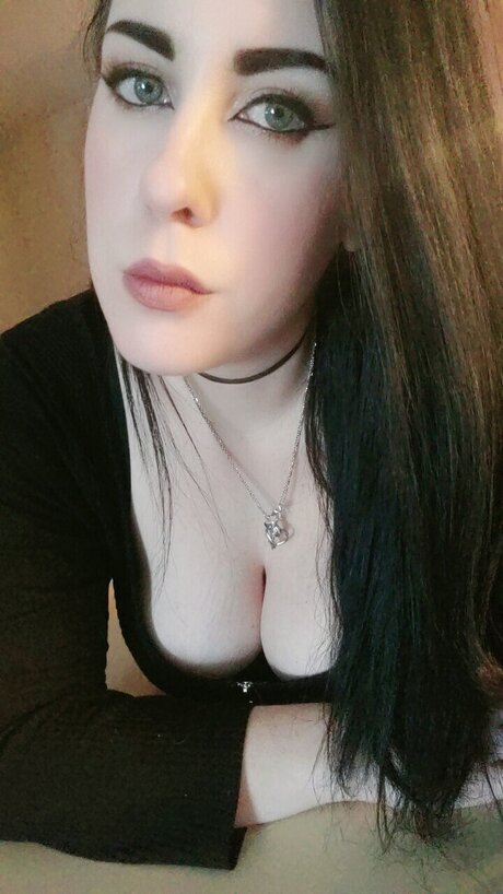 Avellyn schöne nackt fotos