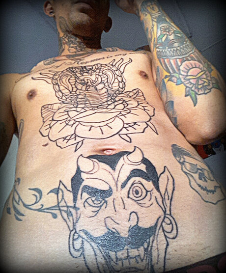 Saints freie nacktheit bilder