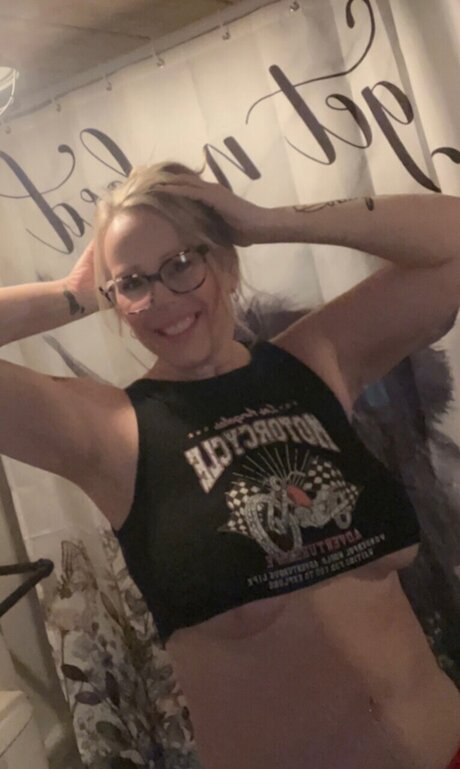 Autumn Lee perfekte exklusive bild