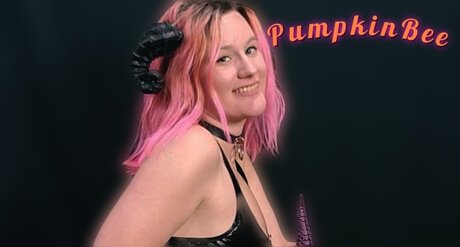 Pumpkin Bee schauspielerin erotische bild