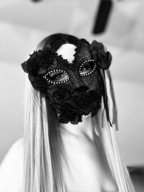 Anonymous Arrow exklusive nackte galerien