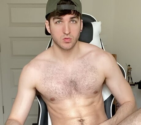 Myro Night freie pornografische bild