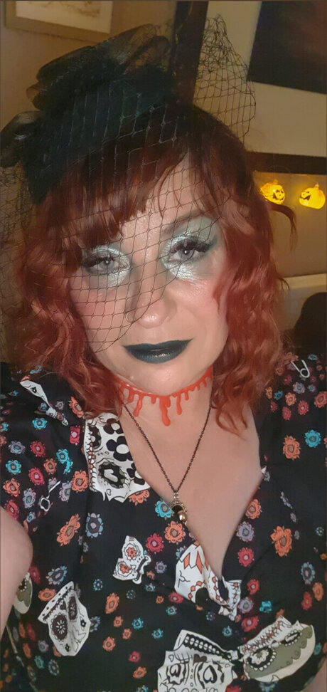 FOXYWOMAN69 erotische porno archiv