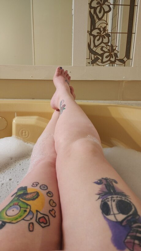 Straight Jacket Pretty sexy kostenlose foto