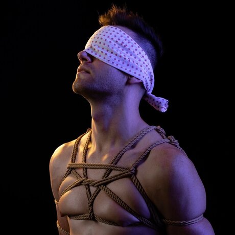 aussienathe hübsche pornographische bilder