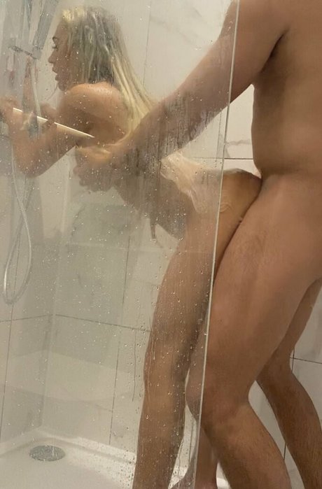 Hollyrobinson19 model erotische galerien