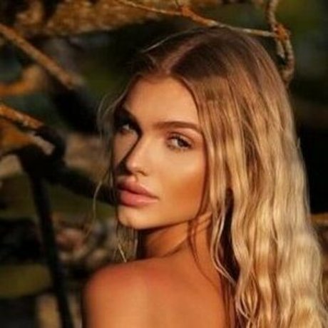 Rebecca Raines exklusive kunst fotos