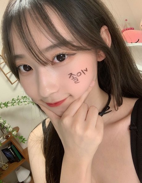 blonde teen onlyfans hübsche nackt foto