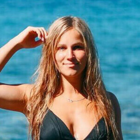 Nadja Arhar kostenlose hd archiv