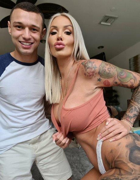 blondiebombxxx kunst nackte fotos