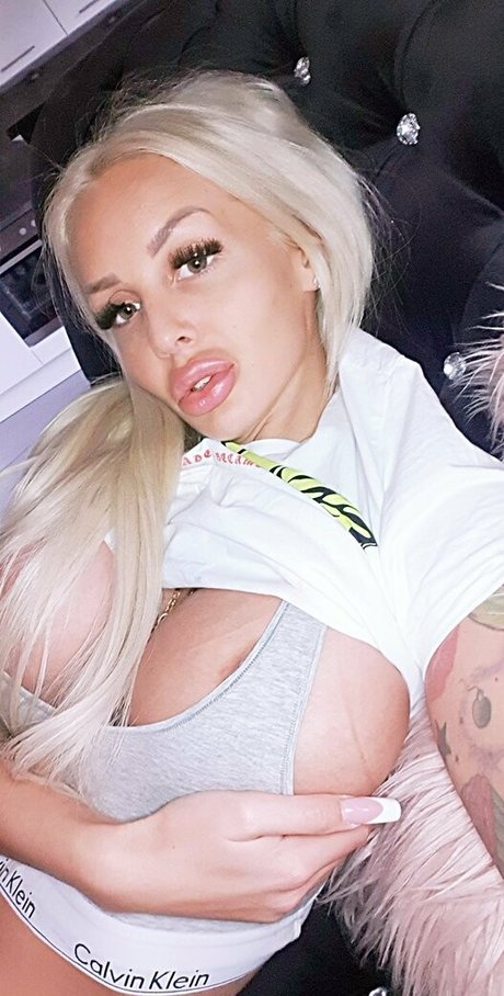 blondiebombxxx hübsche pornographische bilder