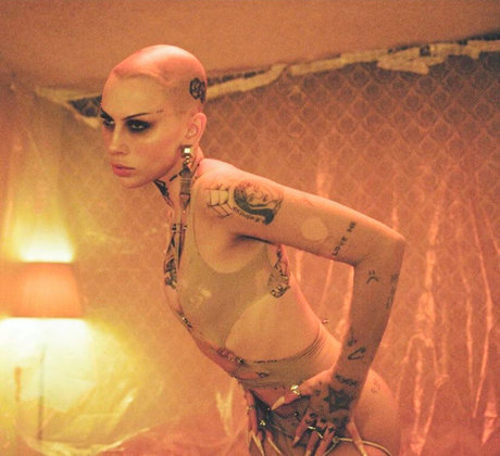 Siiickbrain schauspielerin pornographische foto