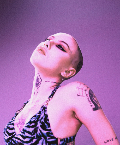 Siiickbrain model erotische galerie