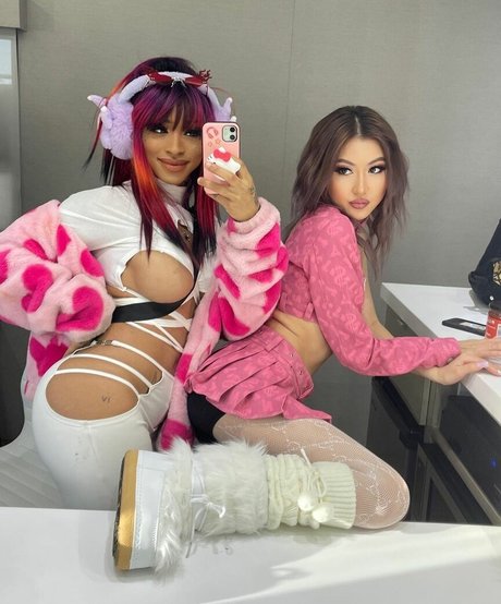 DJ Camgirl kostenlose schöne bilder