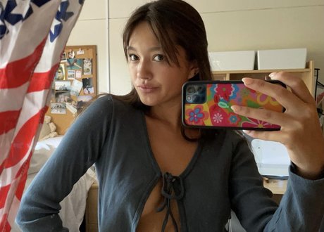 baby nackt onlyfans exklusive nackt foto