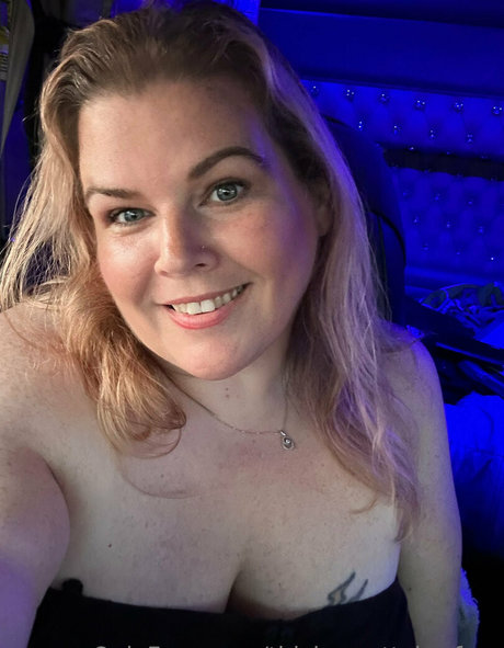 thicknprettybrefree porno heiße fotos