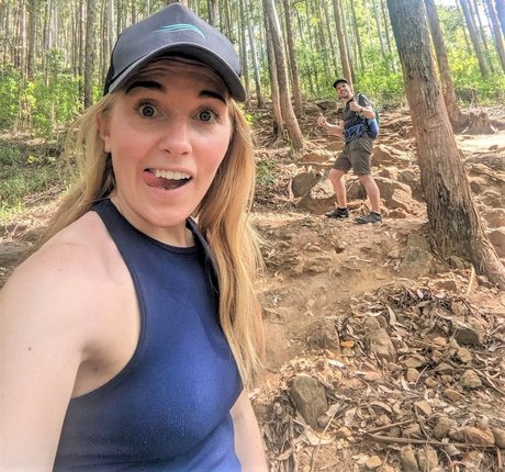 Maddie Moate heiße exklusive archiv