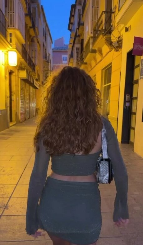 Ilonaaln model porno galerie