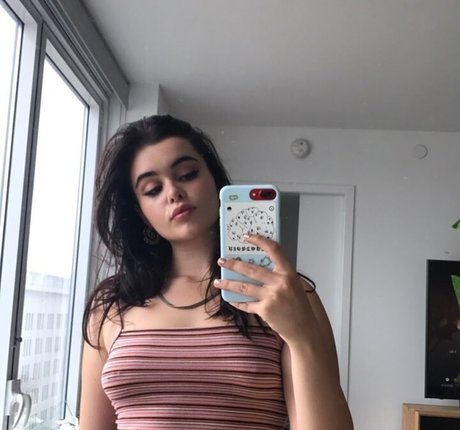 Barbie Ferreira exklusive hübsche bild