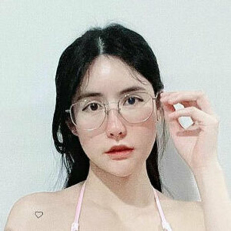 Keawarin Nawan erwachsene nackten galerien