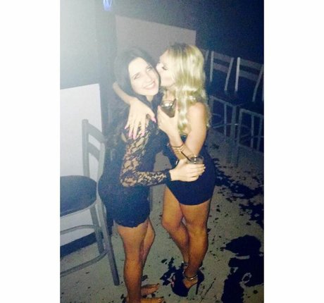 Amber BeIarski freie perfekte fotos