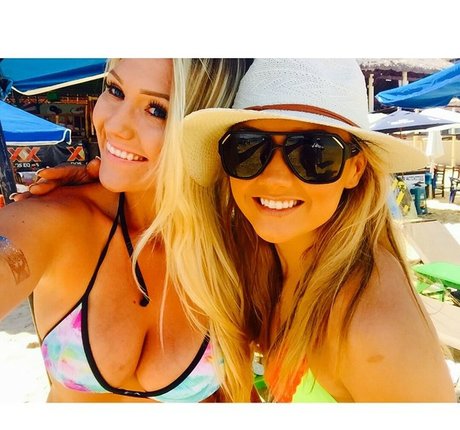 Amber BeIarski model sex galerie