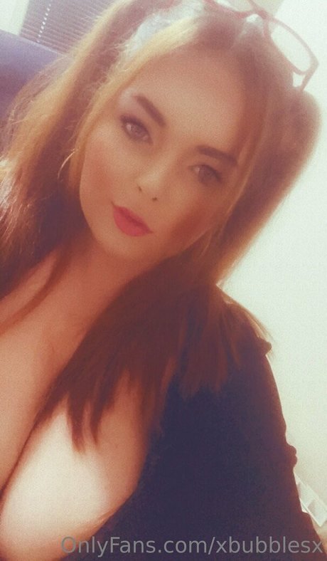 xbubblesx schauspielerin nackt bild