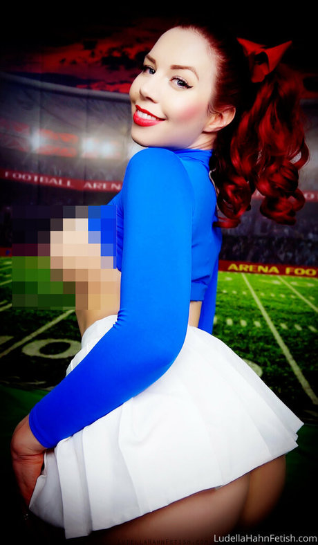 ludellahahn erwachsene nackten foto