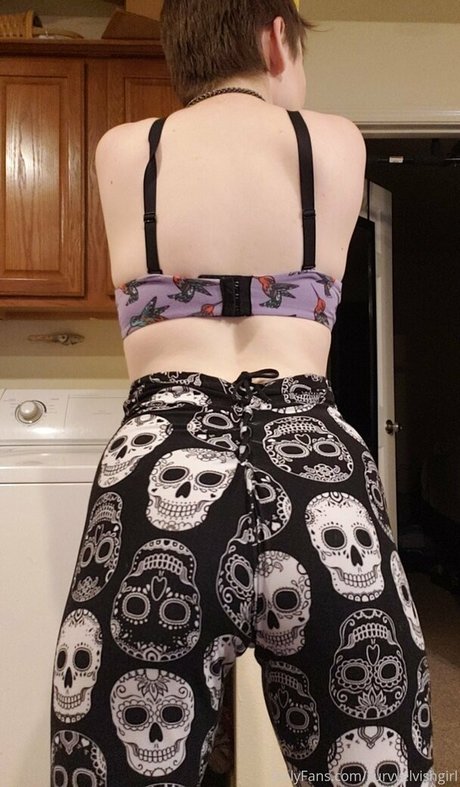 curvyelvishgirl exklusive freie galerie