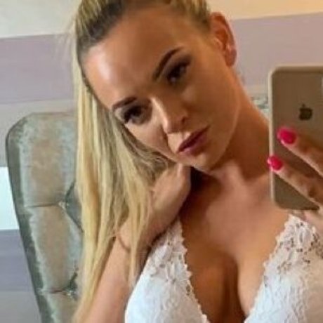 Destiny Eastwest perfekte pornographische galerie