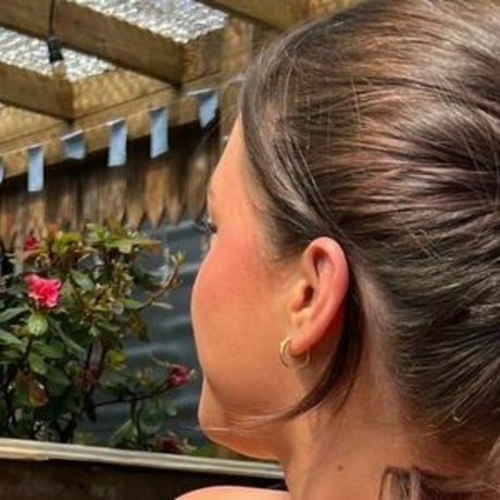 transsexuelle onlyfans schöne akt fotos