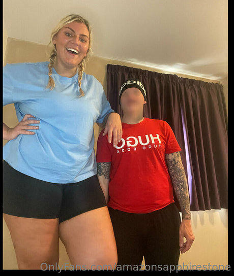 amazonsapphirestone model porno galerien